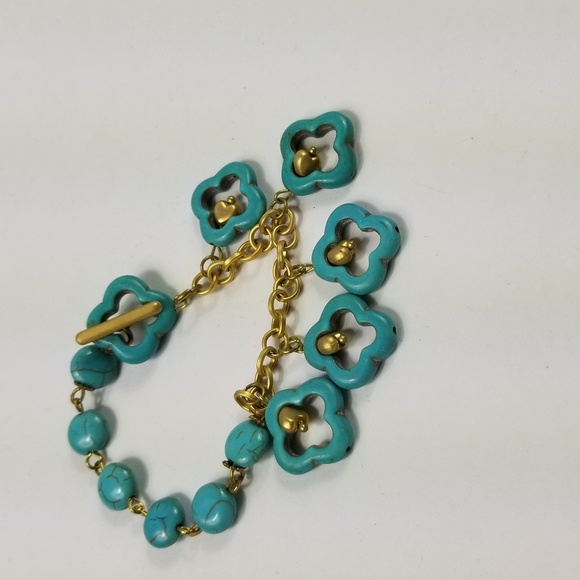 Jewelry - clover blue bracelet arm candy